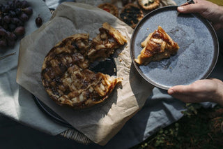 HAVE A COZY THANKSGIVING DINNER IN 3 EASY STEPS - Linen Tales Global 