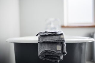 HOW TO UPGRADE YOUR BATHROOM WITH MINIMUM EFFORT - Linen Tales Global 