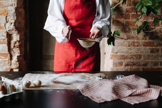 Linen Aprons with Pockets: A Cozy Culinary Companion for the Cold Season - Linen Tales Global 