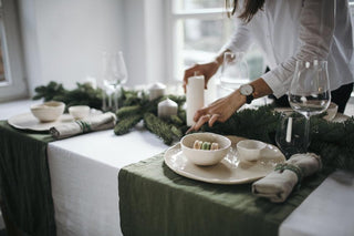 ONE AMAZING IDEA FOR CHRISTMAS TABLE DECORATION - Linen Tales Global 