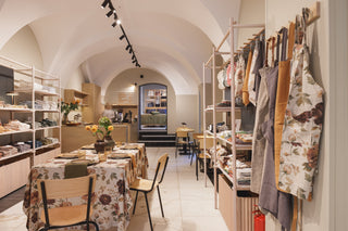 Linen Tales Shop & Café. Didžioji g. 1, Vilnius 