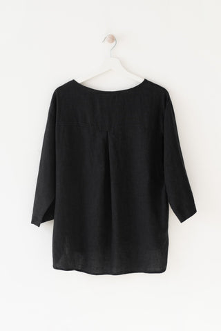 Black Linen Bilberry Top - Linen Tales 3