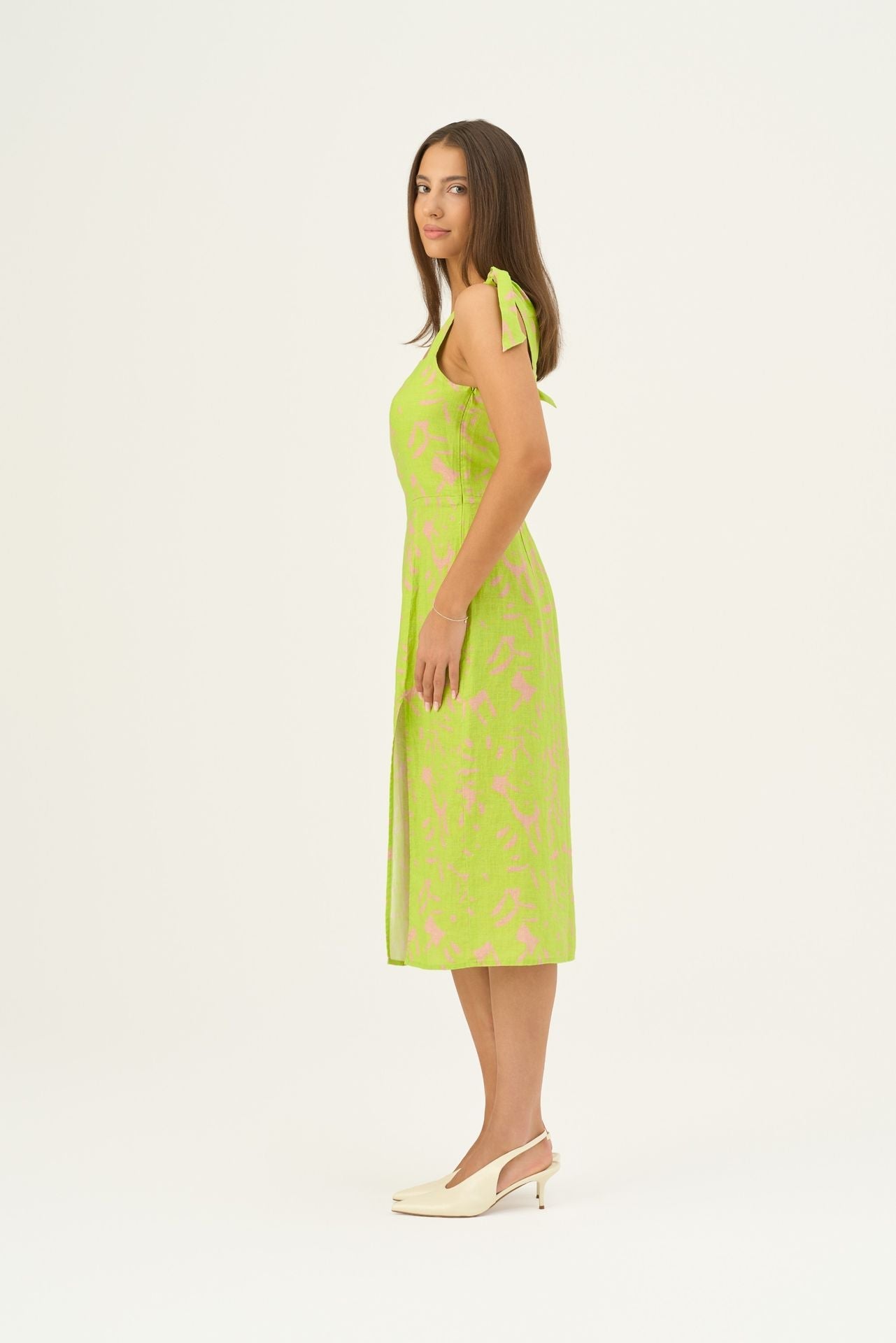 Kiwi Monstera Linen Rumba Dress Linen Tales Global Kiwi Monstera Linen Rumba Dress Linen Tales Global